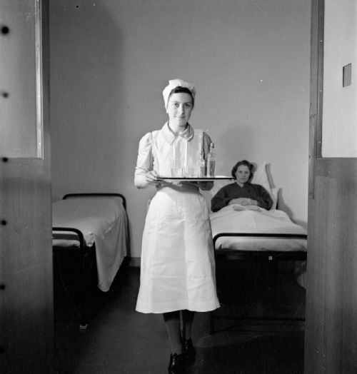 student-nurse-caption